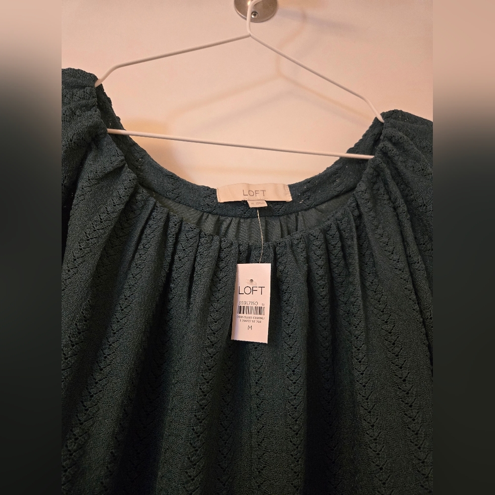 NWT LOFT Dark Green Textured Over The Shoulder Blouse‎ - Picture 4 of 7